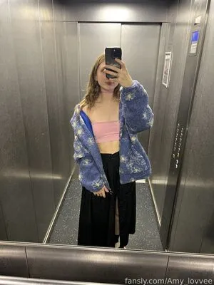 Amy Lovvee OnlyFans Leaked Free Thumbnail Picture - #OcmnyBE0ha