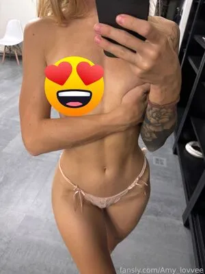 Amy Lovvee OnlyFans Leaked Free Thumbnail Picture - #UdVtmhjJhA