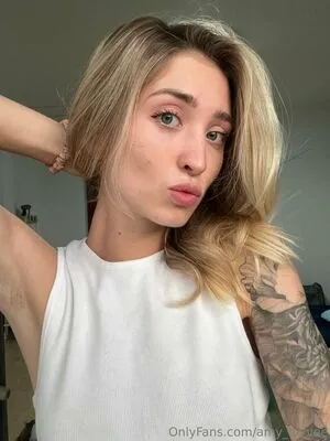 Amy Lovvee OnlyFans Leaked Free Thumbnail Picture - #WWjOPtdspE