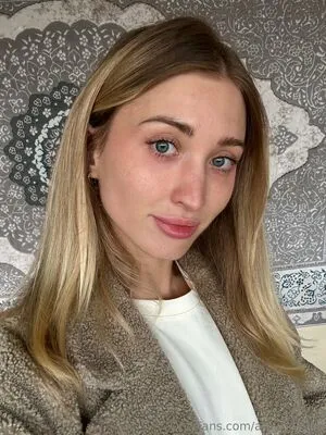 Amy Lovvee OnlyFans Leaked Free Thumbnail Picture - #nEZjxJGaJw