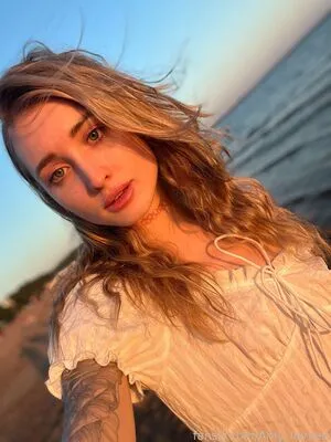Amy Lovvee OnlyFans Leaked Free Thumbnail Picture - #uVvU3j46KS