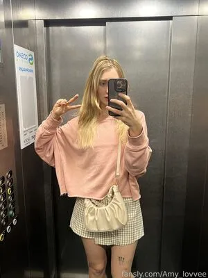 Amy Lovvee OnlyFans Leaked Free Thumbnail Picture - #yR0kcNEeV5