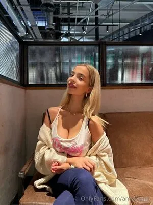 Amy Reynolds OnlyFans Leaked Free Thumbnail Picture - #WmQS082jxc