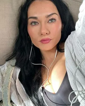 Amy Roseling OnlyFans Leaked Free Thumbnail Picture - #AJjc74KBmC