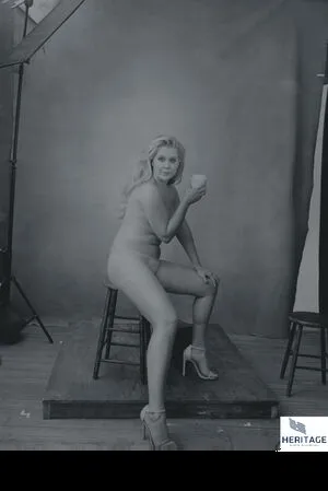 Amy Schumer OnlyFans Leaked Free Thumbnail Picture - #Edeuv5CyUw