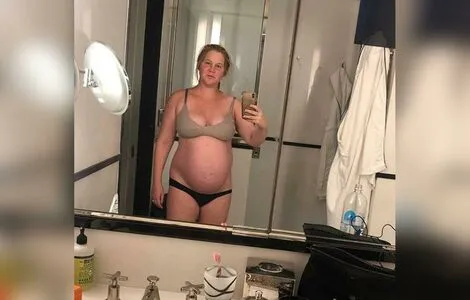 Amy Schumer OnlyFans Leaked Free Thumbnail Picture - #Xe4skro0Vr