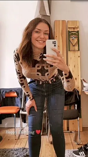 Amy Scott Smith OnlyFans Leaked Free Thumbnail Picture - #aiIy6oEgme