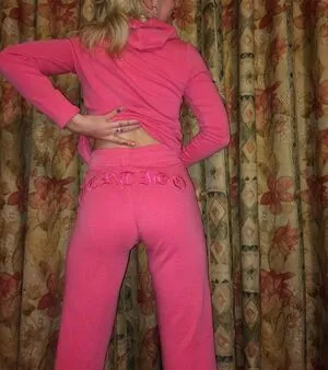 Amy Taylor OnlyFans Leaked Free Thumbnail Picture - #DryEhyahkk