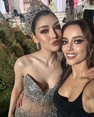 Amy Viranya Berry OnlyFans Leaked Free Thumbnail Picture - #B7Tz8TuGcs