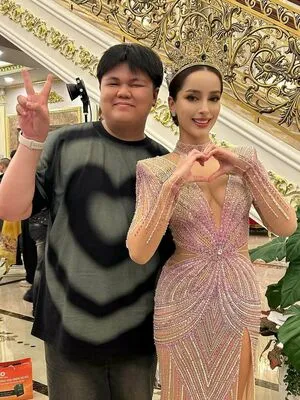 Amy Viranya Berry OnlyFans Leaked Free Thumbnail Picture - #c0lzRv7f1x