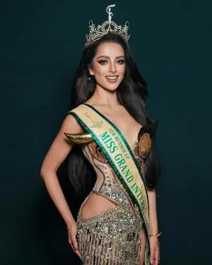 Amy Viranya Berry OnlyFans Leaked Free Thumbnail Picture - #dLmj5j5huC