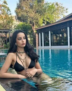 Amy Viranya Berry OnlyFans Leaked Free Thumbnail Picture - #uTMUdqAmkg