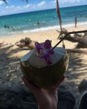 Amy Viranya Berry OnlyFans Leaked Free Thumbnail Picture - #voPuSWLAN6