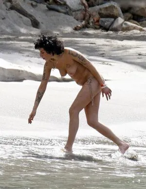 Amy Winehouse OnlyFans Leaked Free Thumbnail Picture - #14W8qRuj9Q