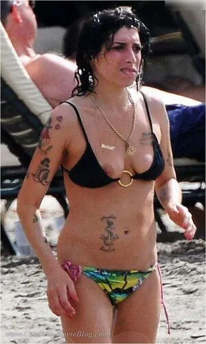 Amy Winehouse OnlyFans Leaked Free Thumbnail Picture - #KcB6NGz0uF