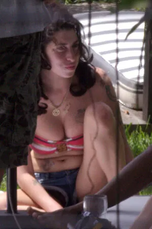Amy Winehouse OnlyFans Leaked Free Thumbnail Picture - #nKqbXh5gOl