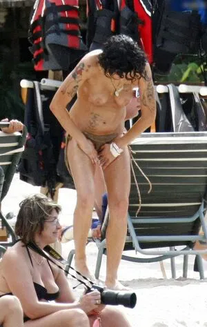 Amy Winehouse OnlyFans Leaked Free Thumbnail Picture - #vLPrb5GeCd