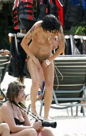 Amy Winehouse OnlyFans Leaked Free Thumbnail Picture - #xBfMeliHXh