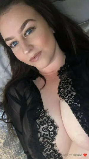 Amy Yasmine OnlyFans Leaked Free Thumbnail Picture - #5jxQB0mj63