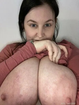 Amy Yasmine OnlyFans Leaked Free Thumbnail Picture - #ln6bYF40CK