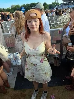 Amybeth Mcnulty OnlyFans Leaked Free Thumbnail Picture - #a7Vx8l5bcm