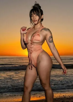 Amyfabooboo OnlyFans Leaked Free Thumbnail Picture - #IZmYrLmyme