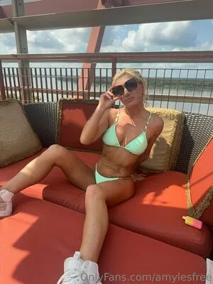 Amylesfree OnlyFans Leaked Free Thumbnail Picture - #D1Hzg9Jxnl