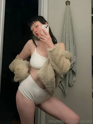 Amylouisev OnlyFans Leaked Free Thumbnail Picture - #crGBUEo0UC
