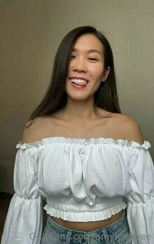 Amylyngfree OnlyFans Leaked Free Thumbnail Picture - #4XgIOOjV0w