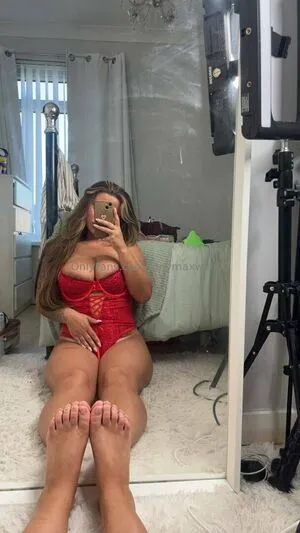 Amymaxwell99 OnlyFans Leaked Free Thumbnail Picture - #AbuumxSixE