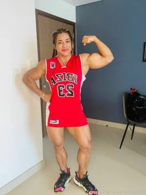 Amymuscle OnlyFans Leaked Free Thumbnail Picture - #1NofpvgDim