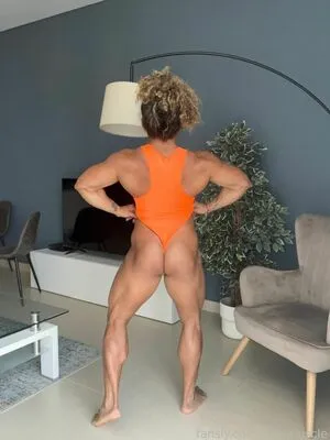 Amymuscle OnlyFans Leaked Free Thumbnail Picture - #9nU6jhiqHy