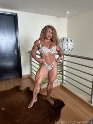 Amymuscle OnlyFans Leaked Free Thumbnail Picture - #DmCKfr8lvI