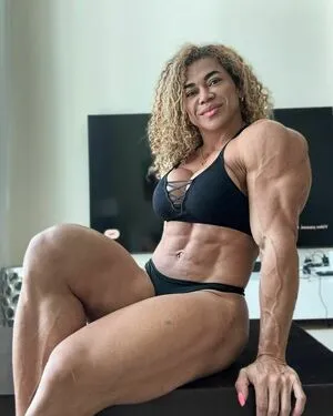 Amymuscle OnlyFans Leaked Free Thumbnail Picture - #GKkFjDF0mo