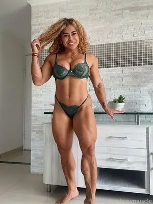 Amymuscle OnlyFans Leaked Free Thumbnail Picture - #KmLmKFJeIQ