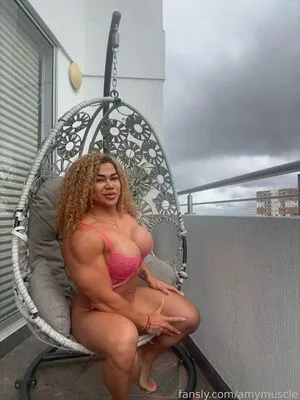 Amymuscle OnlyFans Leaked Free Thumbnail Picture - #hayP9db4ow