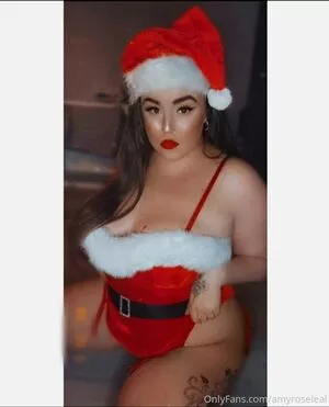 Amyroseleal OnlyFans Leaked Free Thumbnail Picture - #aR1as3lv8Z