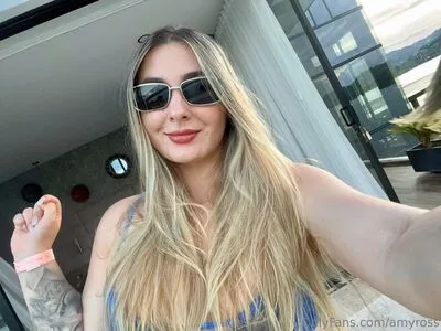 Amyross OnlyFans Leaked Free Thumbnail Picture - #msbbVufkSC