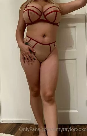 amytaylorxoxo OnlyFans Leaked Free Thumbnail Picture - #SJdbd46XqI