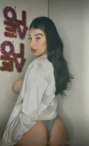 Amywinos10 OnlyFans Leaked Free Thumbnail Picture - #O7pdIsbCil