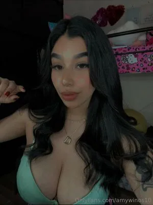 Amywinos10 OnlyFans Leaked Free Thumbnail Picture - #Ui0a9Unobw