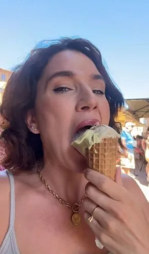 Ana Bochi OnlyFans Leaked Free Thumbnail Picture - #L9TqNTQ0bC