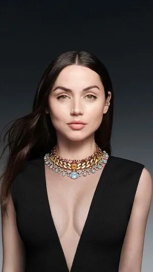 Ana De Armas OnlyFans Leaked Free Thumbnail Picture - #0fRIl3Lkos