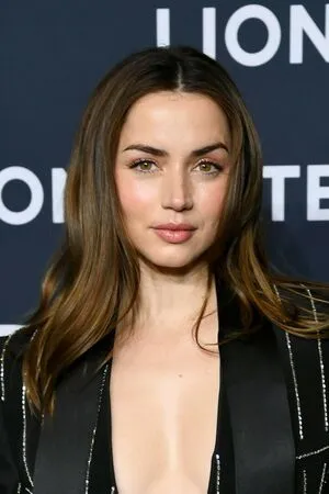 Ana De Armas OnlyFans Leaked Free Thumbnail Picture - #2nhnbElfL6