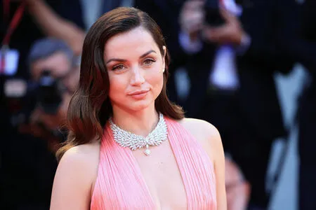 Ana De Armas OnlyFans Leaked Free Thumbnail Picture - #8hHNq5TDol