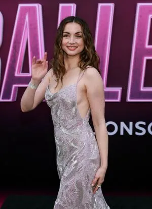 Ana De Armas OnlyFans Leaked Free Thumbnail Picture - #8nbl3xpxNa