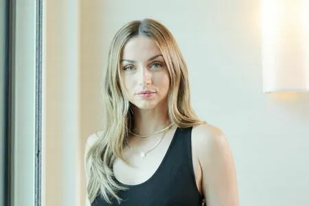 Ana De Armas OnlyFans Leaked Free Thumbnail Picture - #AtcU2aL7ai