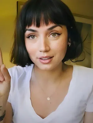 Ana De Armas OnlyFans Leaked Free Thumbnail Picture - #HbRDYeAa54