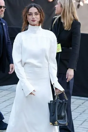 Ana De Armas OnlyFans Leaked Free Thumbnail Picture - #YW7yVRBiWB