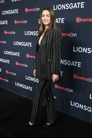 Ana De Armas OnlyFans Leaked Free Thumbnail Picture - #bdTi3exF3A